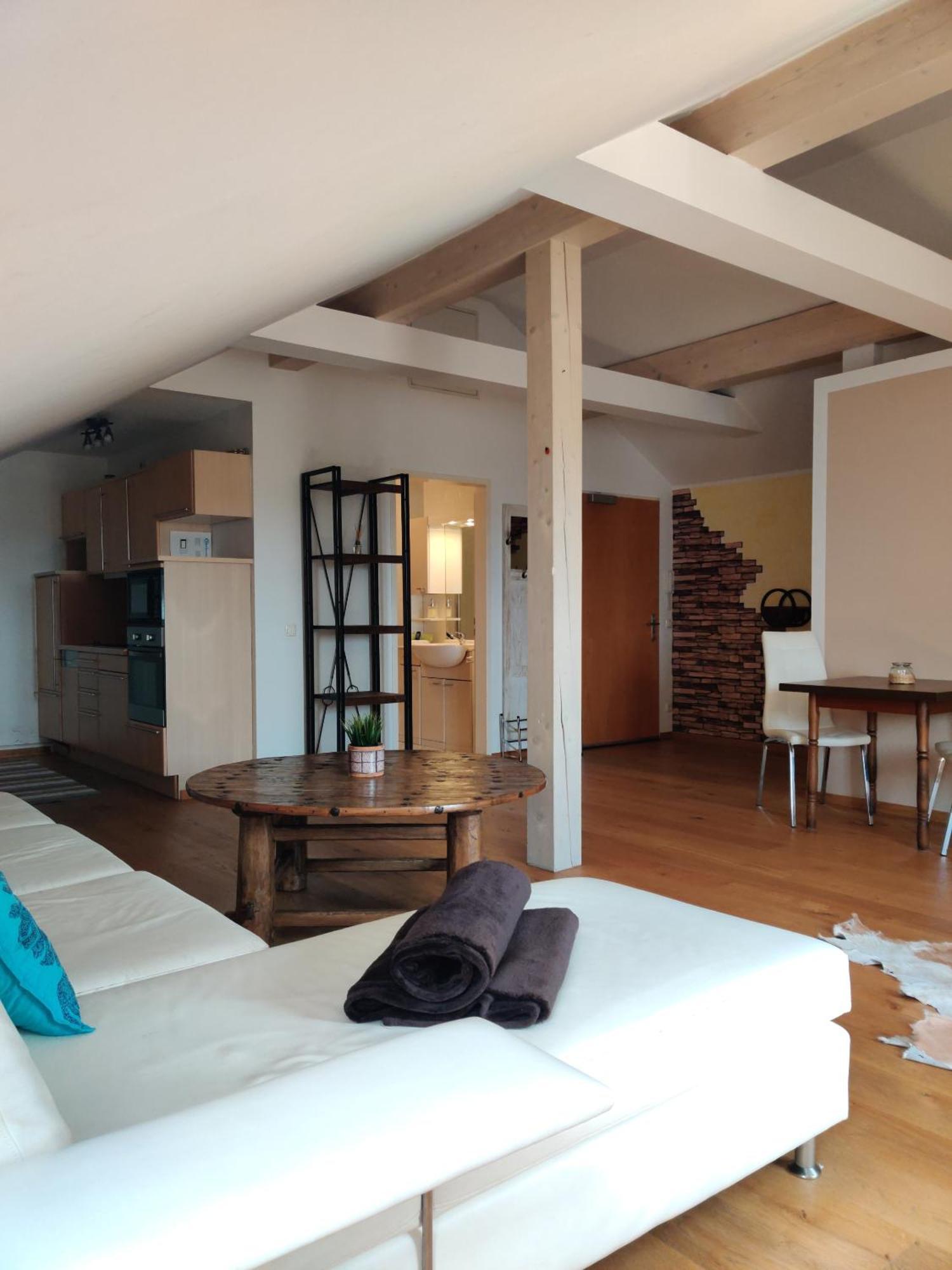 Festl Apartment